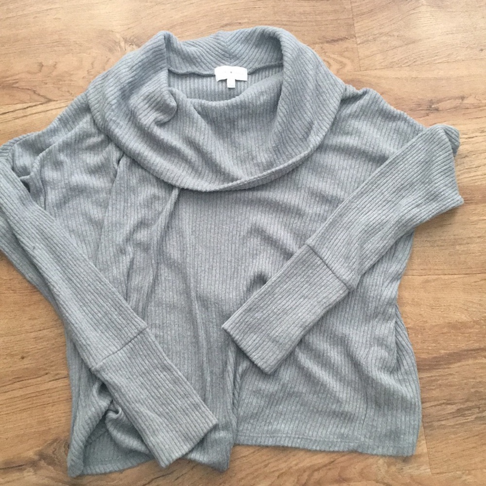 Soft Lucky Brand Sweater ❄️